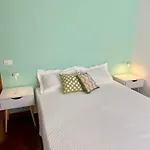 Mv